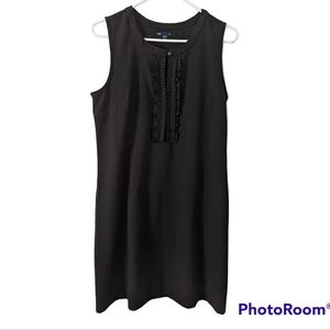 Gap black sleeveless tuxedo front sheath dress size 10